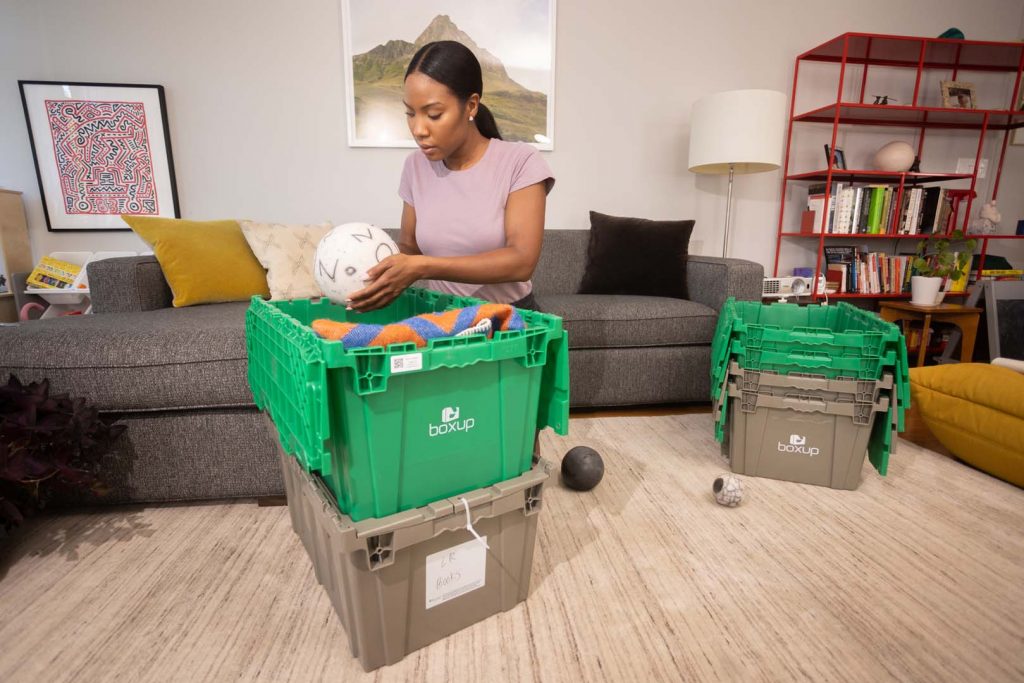 Home Staging with Reusable Plastic Moving Boxes